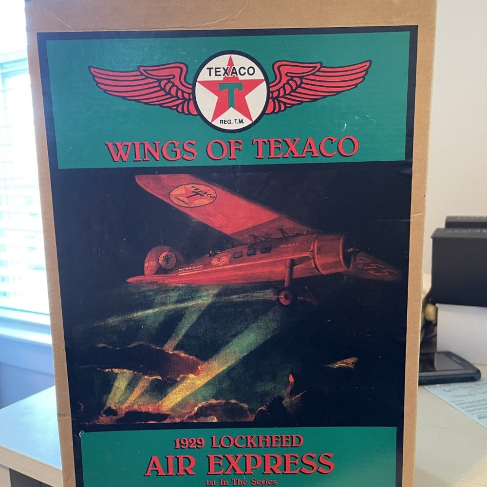 Wings of Texaco Airplane 1st in Series 1929 Lockheed Air Express New in Box